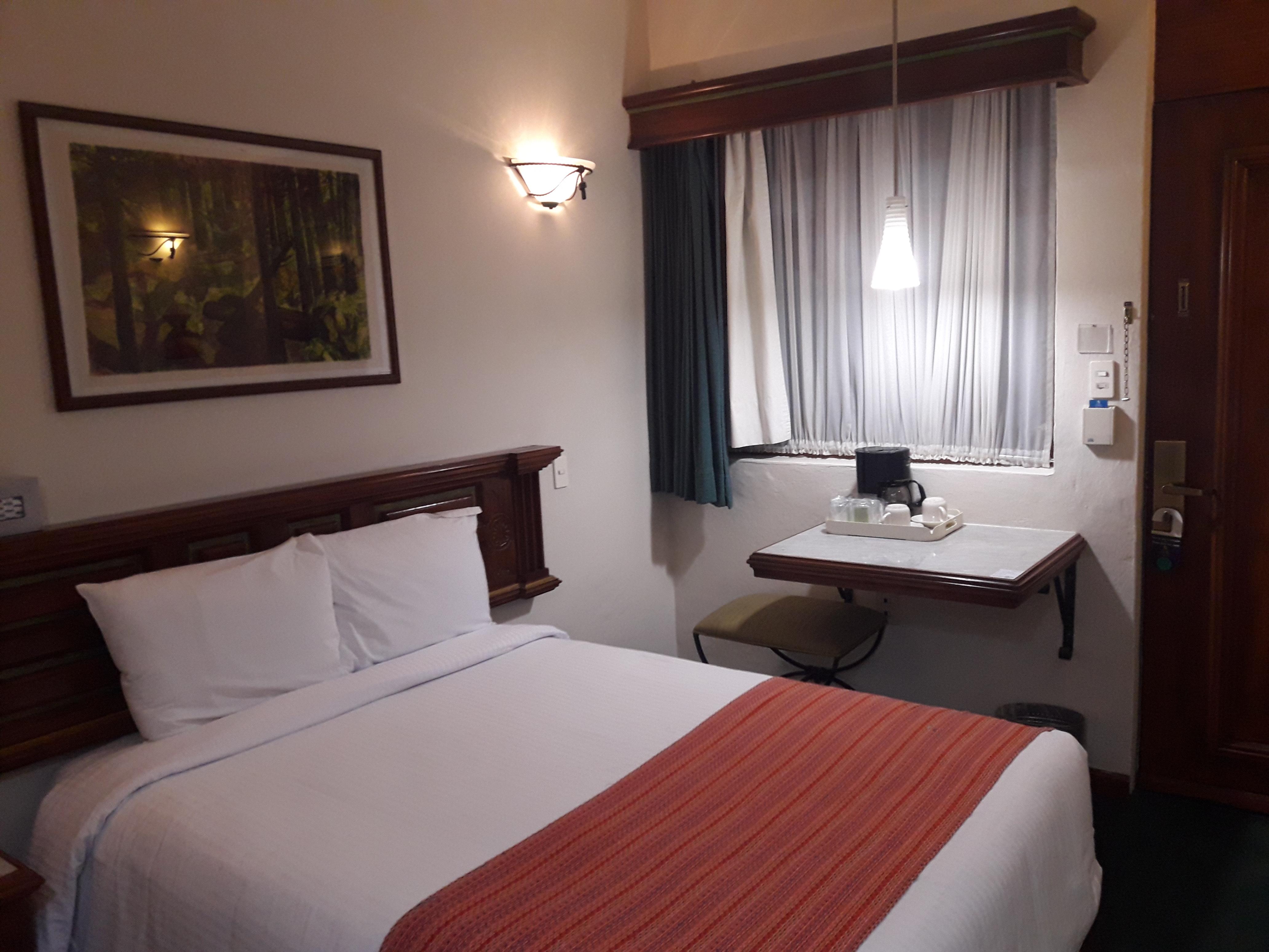 Hotel Alameda Centro Historico Морелия Экстерьер фото