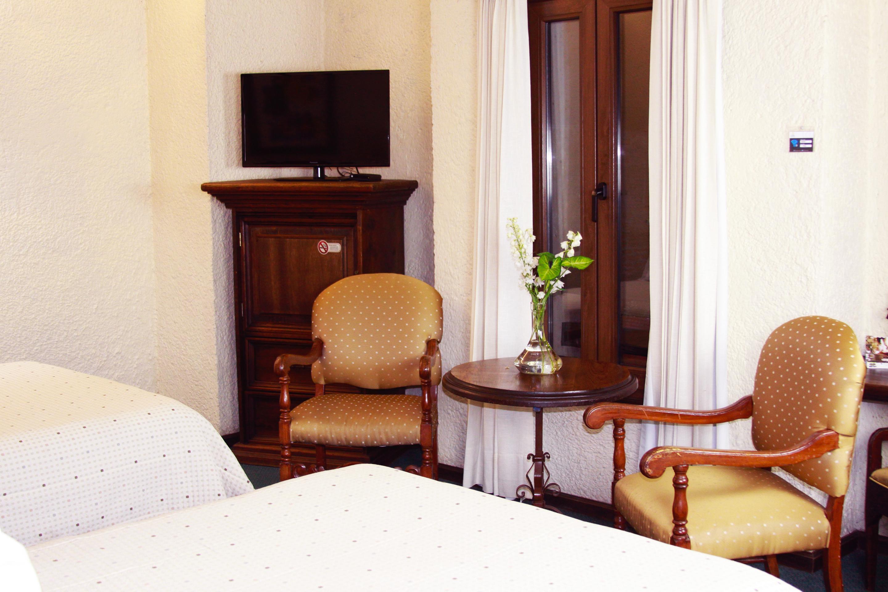 Hotel Alameda Centro Historico Морелия Экстерьер фото