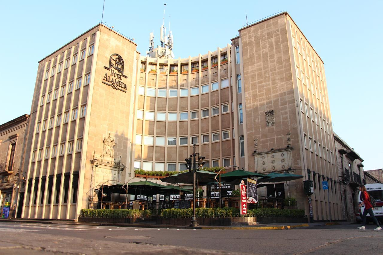 Hotel Alameda Centro Historico Морелия Экстерьер фото